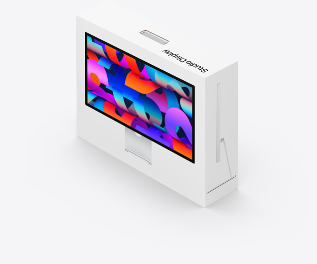 شاشة Studio Display في علبتها